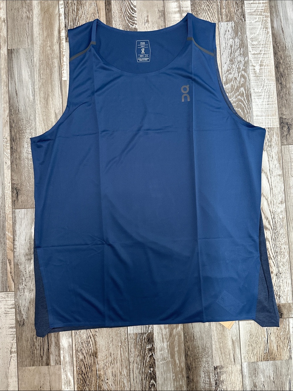 On Running Men’s Navy Blue Performance Tank-T. XL. NWT!